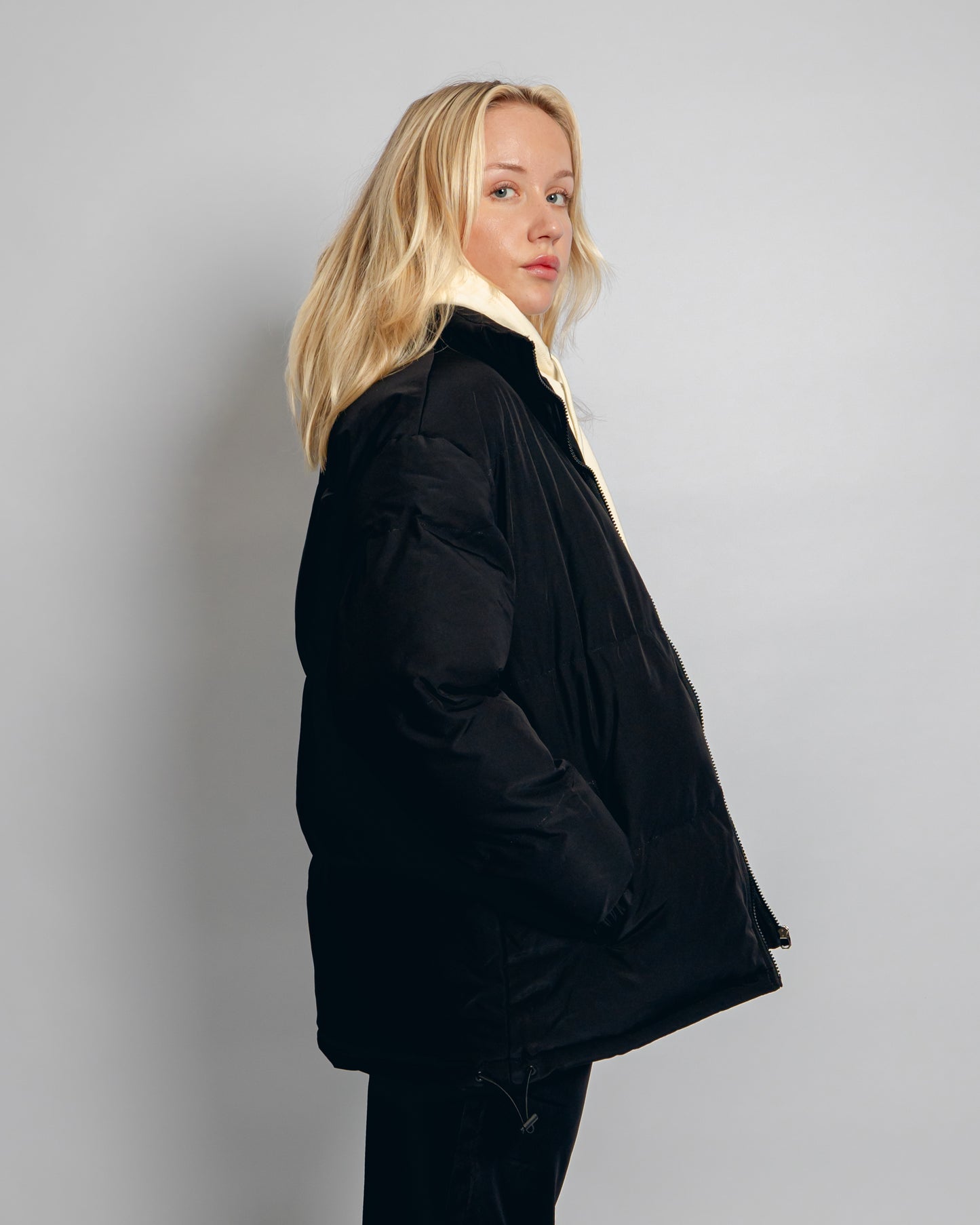 Core Puffer Jacket - Black