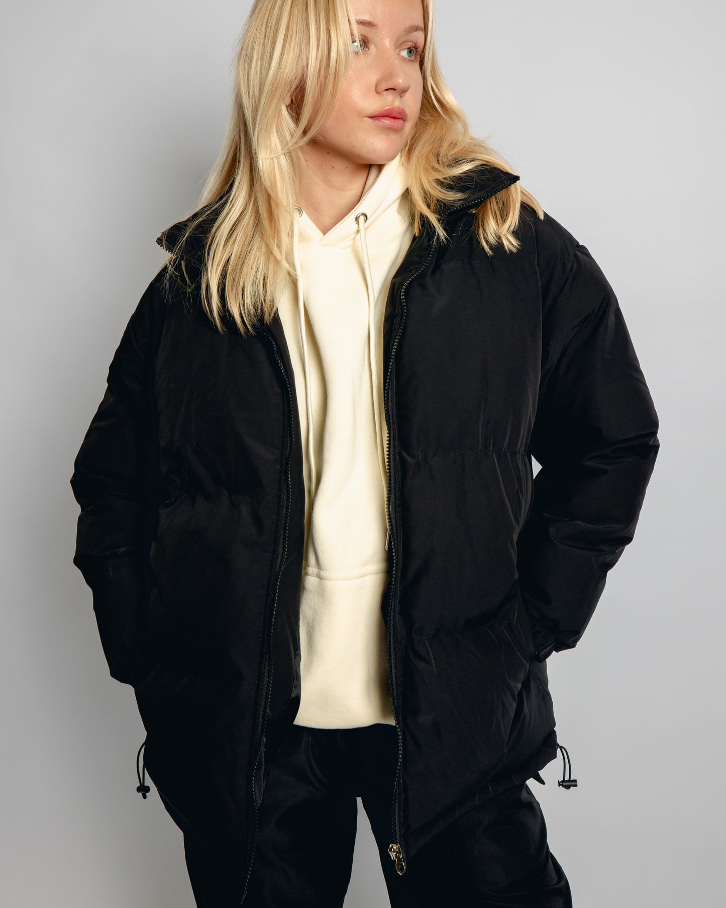 Core Puffer Jacket - Black